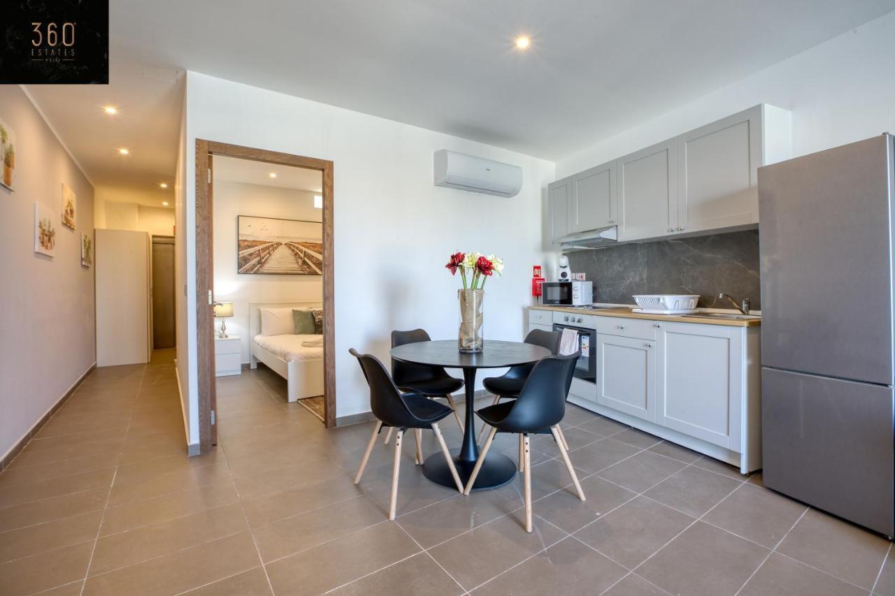 Apartment Gzira's Seashore Stayaway Close To Manuel Island *