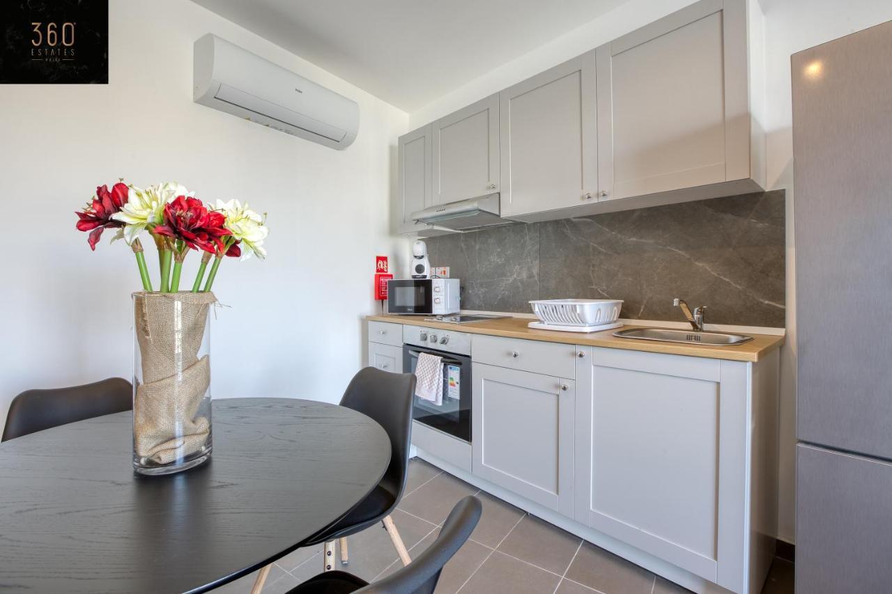 Gzira's Seashore Stayaway Close To Manuel Island *