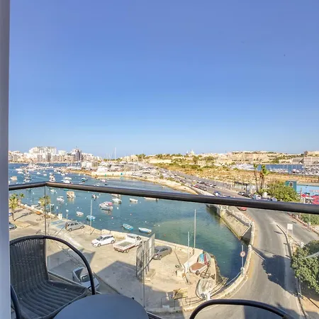 Gzira'S Seashore Stayaway Close To Manuel Island Exterior photo